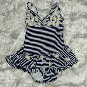 Bathing suit for toddlers size 24 months used once